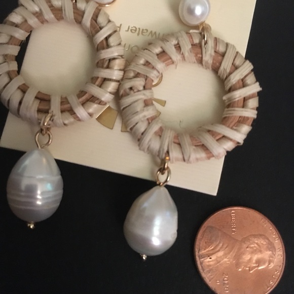 C C California straw and pearl drop pear earrings - Picture 8 of 12